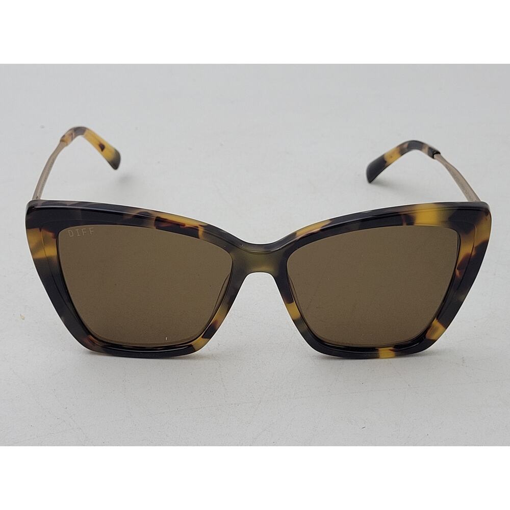 DIFF Eyewear Becky II Polarized Cat Eye Sunglasses w Velvet Case